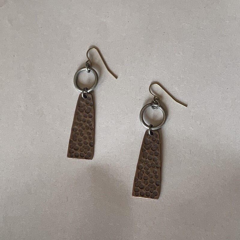 These beautiful earrings measure 2.5 inches long!