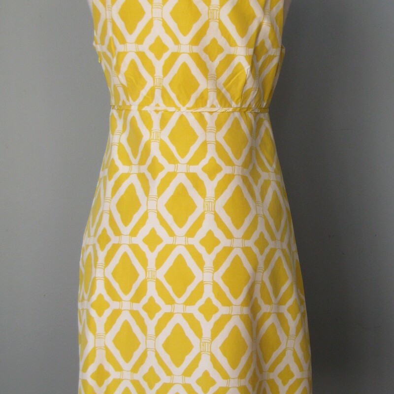 Lilly Pulitzer Tank Print, Yellow, Size: 6<br />
<br />
<br />
Sophisticated cocktail dress from Lilly Pulitzer.<br />
The print is a lattice like geometric and the fabric is a cotton silk blend.<br />
The upper chest/neckline area is a lattice like cage effect.<br />
Fully lined<br />
Side zipper<br />
<br />
It's marked size 6 please check the actual garment measurements below<br />
<br />
Flat measurements, please double where appropriate:<br />
Armpit to Armpit: 17.5<br />
Waist: 15.25<br />
Hip: 20.5<br />
Length: 35<br />
<br />
Pristine, like new condition.<br />
<br />
Thanks for looking.<br />
#60156