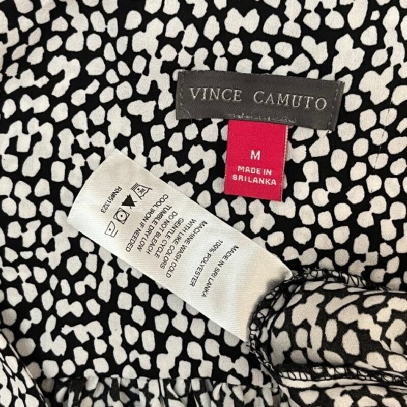 Vince Camuto Bell Sleeve Blouse
Dot Print
Black and White
Size: Medium