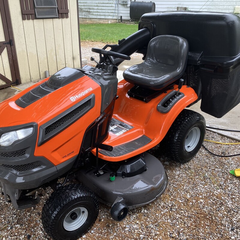 Lawn Tractor