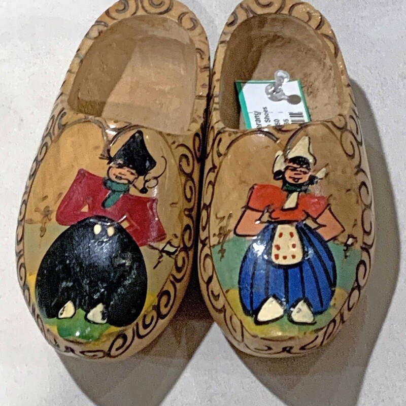 Small Vintage Dutch Shoes
