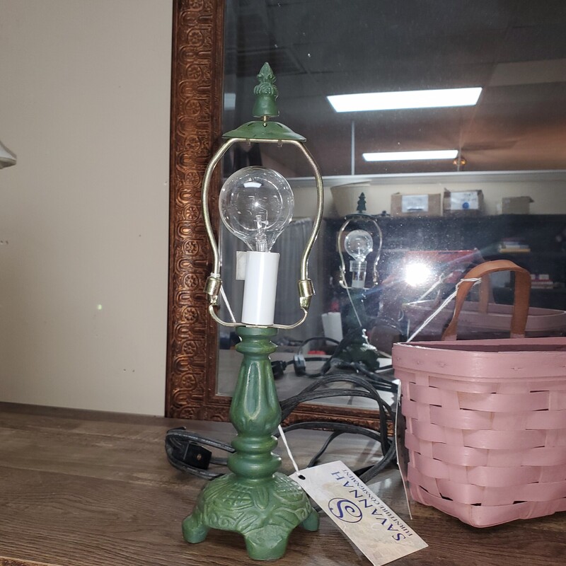 Lamp/ No Shade
