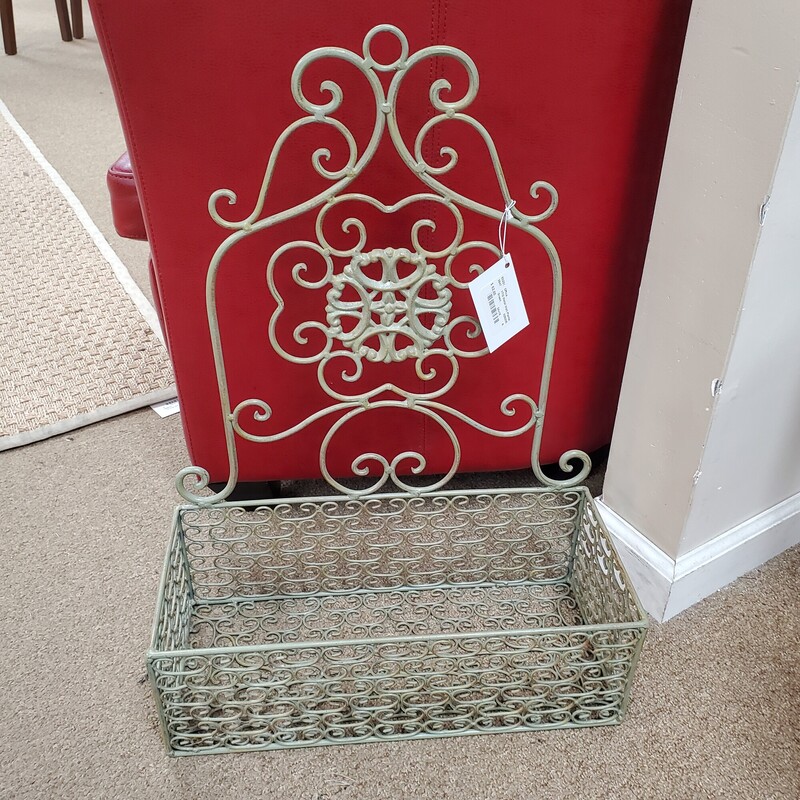 VTG Metal Wall Planter Sh