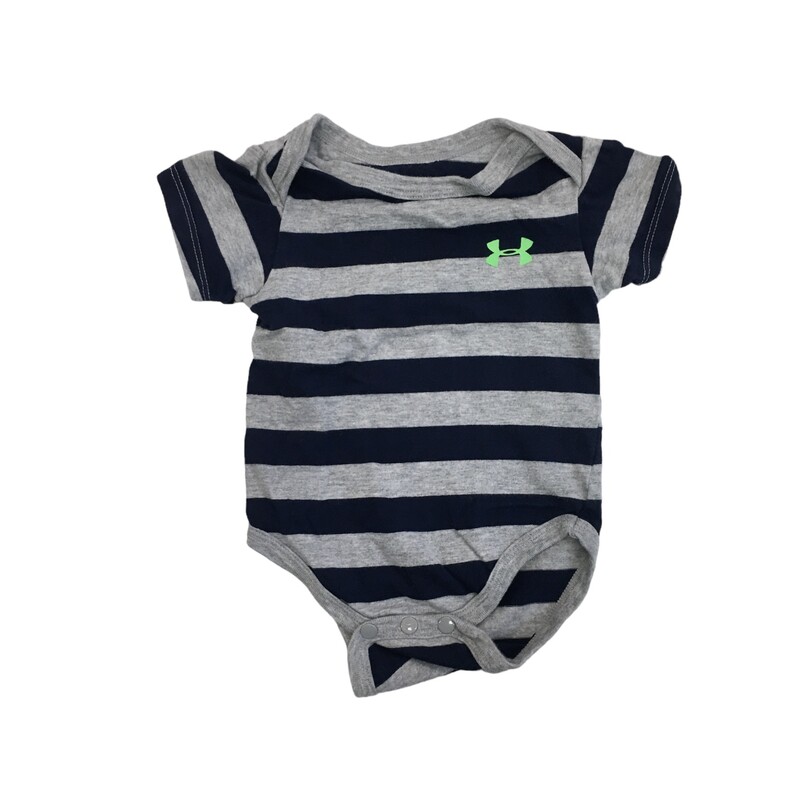 Onesie, Boy, Size: 3/6m

Located at Pipsqueak Resale Boutique inside the Vancouver Mall or online at:

#resalerocks #pipsqueakresale #vancouverwa #portland #reusereducerecycle #fashiononabudget #chooseused #consignment #savemoney #shoplocal #weship #keepusopen #shoplocalonline #resale #resaleboutique #mommyandme #minime #fashion #reseller                                                                                                                                      All items are photographed prior to being steamed. Cross posted, items are located at #PipsqueakResaleBoutique, payments accepted: cash, paypal & credit cards. Any flaws will be described in the comments. More pictures available with link above. Local pick up available at the #VancouverMall, tax will be added (not included in price), shipping available (not included in price, *Clothing, shoes, books & DVDs for $6.99; please contact regarding shipment of toys or other larger items), item can be placed on hold with communication, message with any questions. Join Pipsqueak Resale - Online to see all the new items! Follow us on IG @pipsqueakresale & Thanks for looking! Due to the nature of consignment, any known flaws will be described; ALL SHIPPED SALES ARE FINAL. All items are currently located inside Pipsqueak Resale Boutique as a store front items purchased on location before items are prepared for shipment will be refunded.