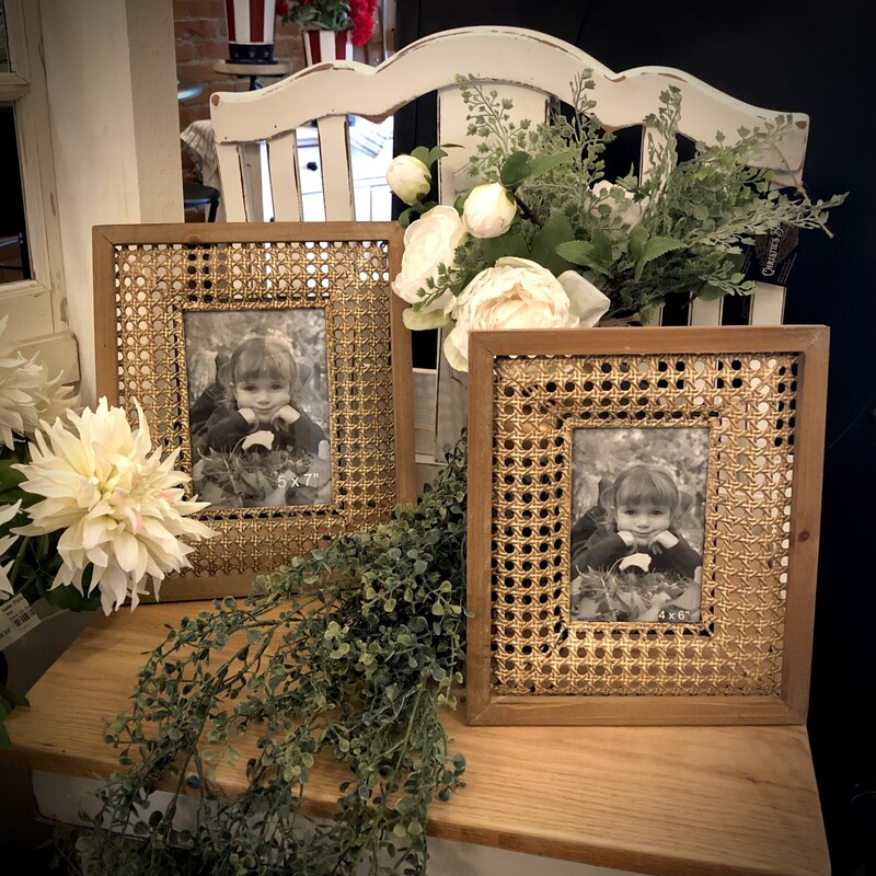 5x7 Cape May Photo Frame

Available for 5x7 or 4x6 photo.
Get ready to elevate your memories to a whole new level of style with Cane Picture Frames-  the trendiest way to display your cherished moments! These frames aren't just for holding photos; they're a statement of boho-chic, effortlessly blending natural elegance with modern flair.Their versatility makes them perfect for any room in your home – the living room, bedroom, or even the bathroom for a touch of spa-like serenity. They effortlessly fit into any interior style.