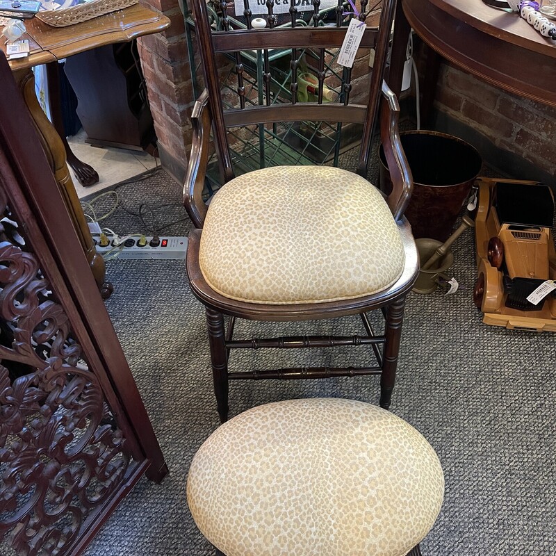 Chair With Foot Stool