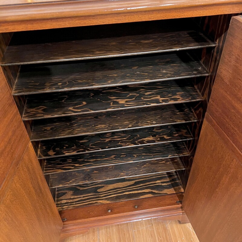 Multi Shelf  Wood Cabinet,
Size: 25x16x35