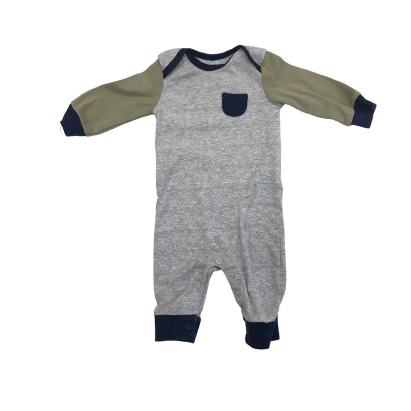 Sleeper, Boy, Size: 3m

Located at Pipsqueak Resale Boutique inside the Vancouver Mall or online at:

#resalerocks #pipsqueakresale #vancouverwa #portland #reusereducerecycle #fashiononabudget #chooseused #consignment #savemoney #shoplocal #weship #keepusopen #shoplocalonline #resale #resaleboutique #mommyandme #minime #fashion #reseller                                                                                                                                      All items are photographed prior to being steamed. Cross posted, items are located at #PipsqueakResaleBoutique, payments accepted: cash, paypal & credit cards. Any flaws will be described in the comments. More pictures available with link above. Local pick up available at the #VancouverMall, tax will be added (not included in price), shipping available (not included in price, *Clothing, shoes, books & DVDs for $6.99; please contact regarding shipment of toys or other larger items), item can be placed on hold with communication, message with any questions. Join Pipsqueak Resale - Online to see all the new items! Follow us on IG @pipsqueakresale & Thanks for looking! Due to the nature of consignment, any known flaws will be described; ALL SHIPPED SALES ARE FINAL. All items are currently located inside Pipsqueak Resale Boutique as a store front items purchased on location before items are prepared for shipment will be refunded.