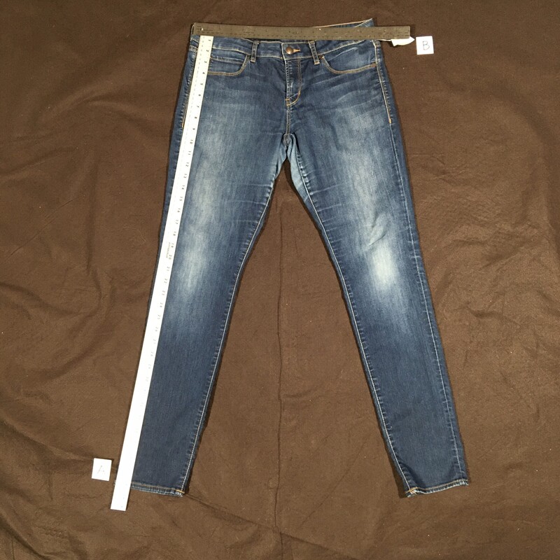 102-310 Articles Of Society, Blue, Size: 28 back left side has small distress. Nicely worn soft denim. 77% cotton, 21% polyester, 2% spandex