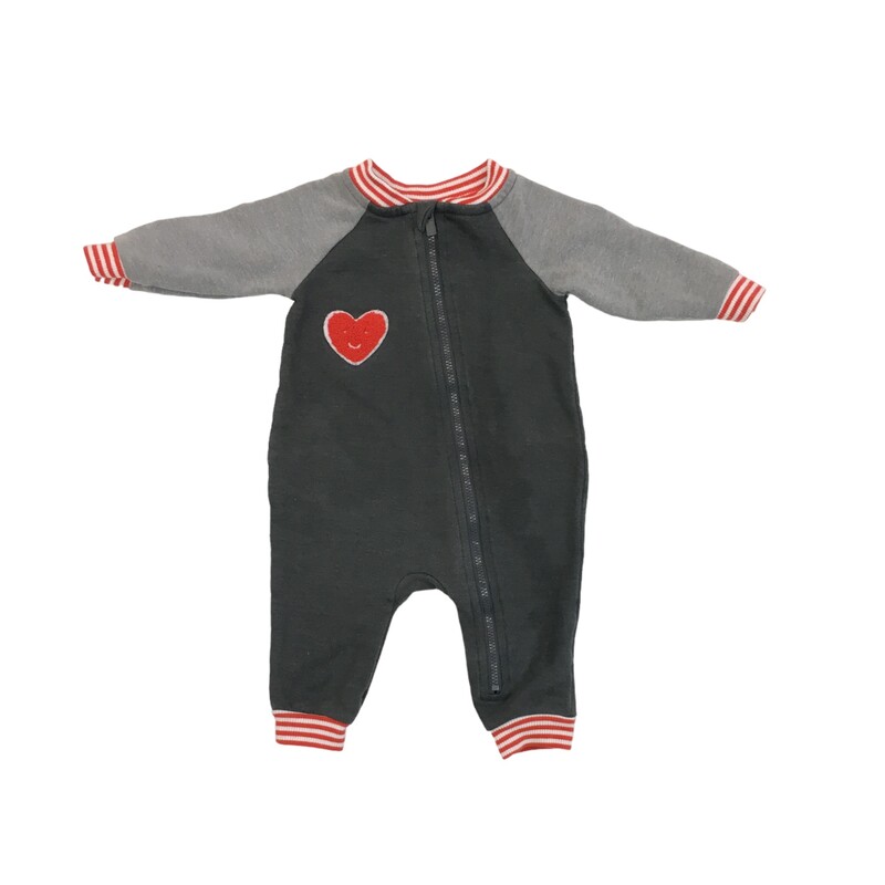 Sleeper, Boy, Size: 0/3m

Located at Pipsqueak Resale Boutique inside the Vancouver Mall or online at:

#resalerocks #pipsqueakresale #vancouverwa #portland #reusereducerecycle #fashiononabudget #chooseused #consignment #savemoney #shoplocal #weship #keepusopen #shoplocalonline #resale #resaleboutique #mommyandme #minime #fashion #reseller                                                                                                                                      All items are photographed prior to being steamed. Cross posted, items are located at #PipsqueakResaleBoutique, payments accepted: cash, paypal & credit cards. Any flaws will be described in the comments. More pictures available with link above. Local pick up available at the #VancouverMall, tax will be added (not included in price), shipping available (not included in price, *Clothing, shoes, books & DVDs for $6.99; please contact regarding shipment of toys or other larger items), item can be placed on hold with communication, message with any questions. Join Pipsqueak Resale - Online to see all the new items! Follow us on IG @pipsqueakresale & Thanks for looking! Due to the nature of consignment, any known flaws will be described; ALL SHIPPED SALES ARE FINAL. All items are currently located inside Pipsqueak Resale Boutique as a store front items purchased on location before items are prepared for shipment will be refunded.