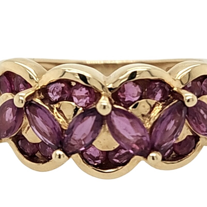 6 Marquise and 14 Round Natural Ruby Band
9.5mm wide at top and tpering to 2.2mm
14 Karat Yellow Gold
$915
