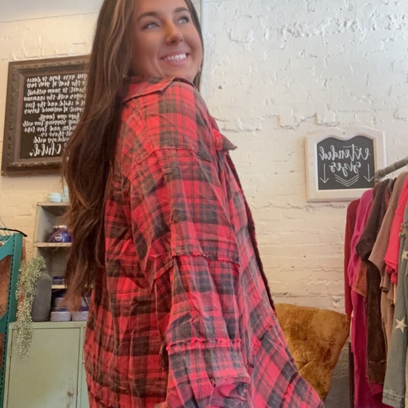 The flannel we sold out of last year, and couldn't keep in stock is back and better than ever in new colors this year!
This Washed style Flannel is perfect for fall weather. It's not to heavyweight and is light enough to wear in the warmer fall afternoons. We have this available in Pastel Blue, Peach, and Red. The Red is great around the holidays, also. Check other listings for other colors!
Available in sizes Small, Medium, and Large.