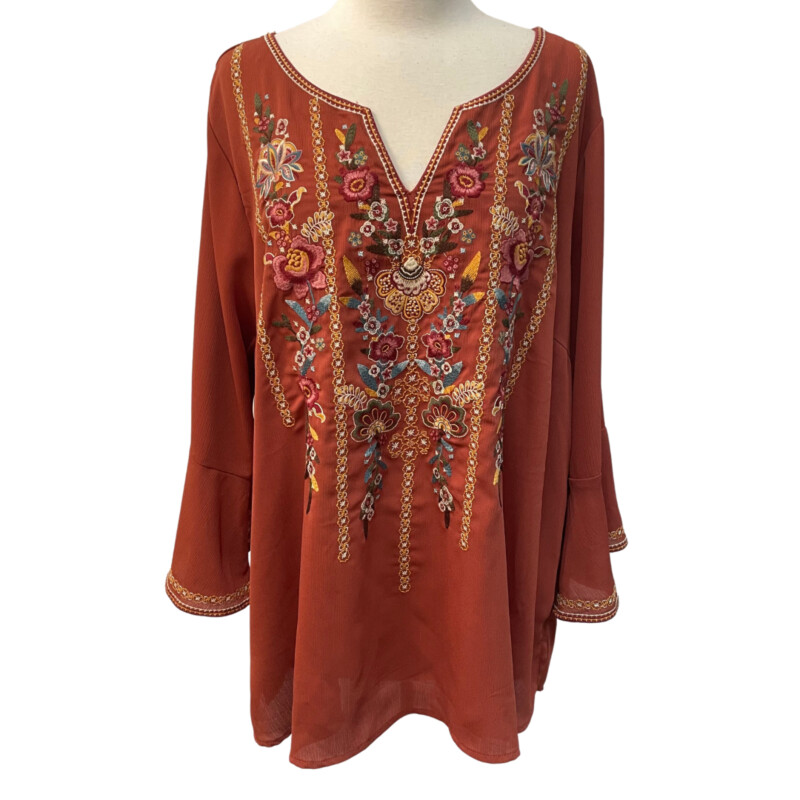 Savanna Jane Embroidered Blouse
3/4 Bell Sleeves
Sienna, with multicolor floral embroidery
Size: 3X