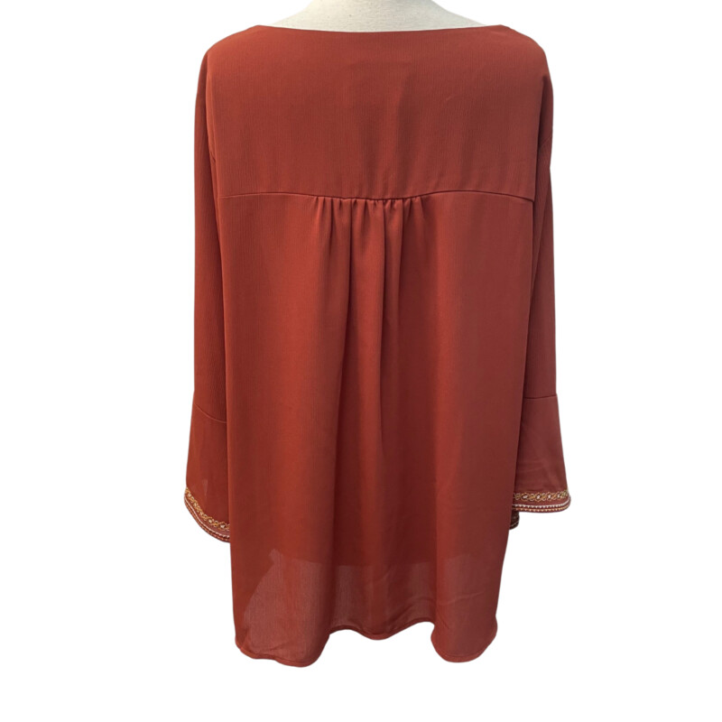 Savanna Jane Embroidered Blouse
3/4 Bell Sleeves
Sienna, with multicolor floral embroidery
Size: 3X
