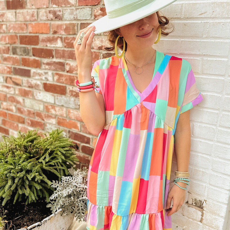 This fun dress is such an easy wear! You can totally dress it up with jewelry and a fedora hat, or you can throw it on with some sandals and go!