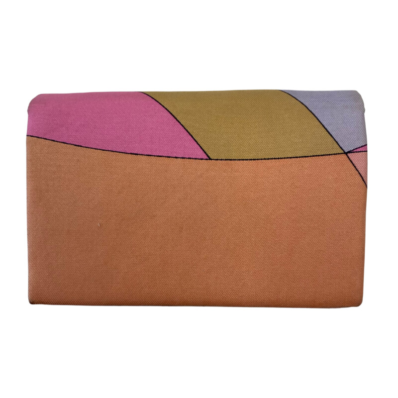 Emilio Pucci Vintage Leather  Wallet<br />
With Inside Coin Purse<br />
<br />
Absolutley Fantastic!