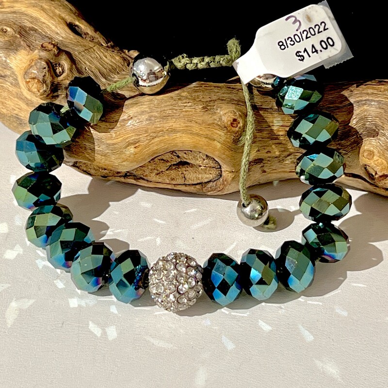 Iridescent beads bracelet