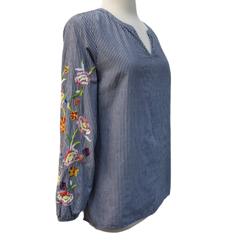 Talbots Striped Top
Embroidered Floral Sleeves
Size Small
Navy and White with Colorful Embroidery