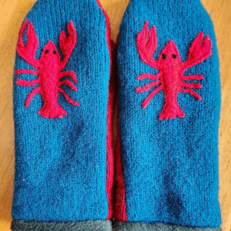 RECYCLED LOB MITTENS