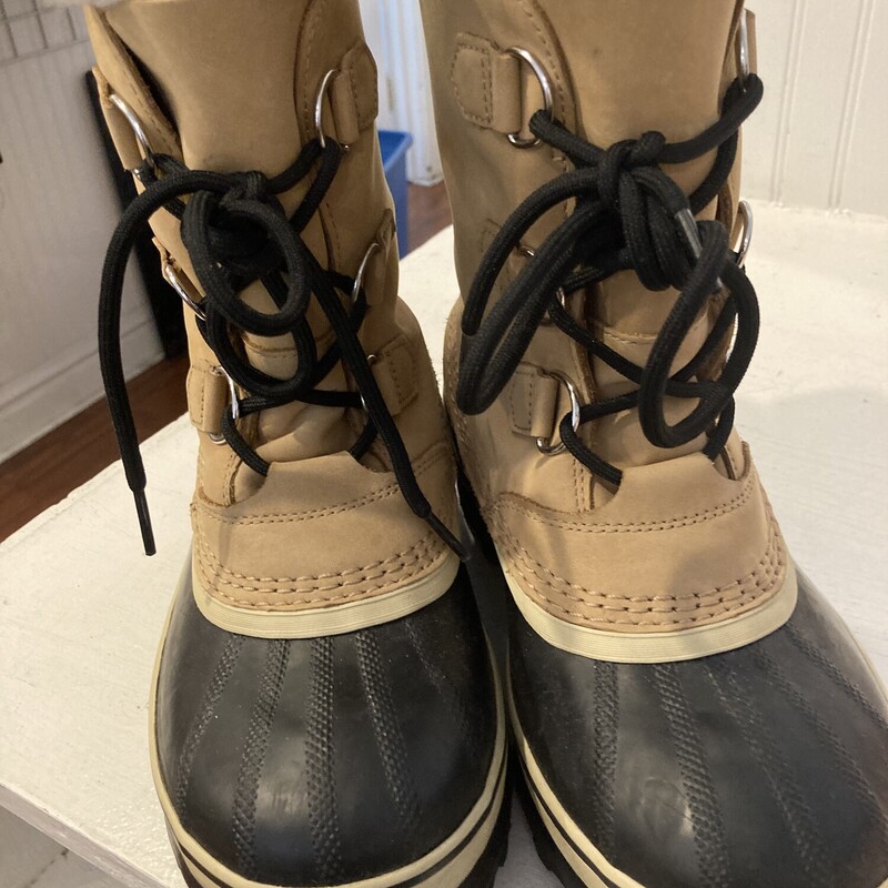 *Sorel Snow Boot, Size: 7 Mens