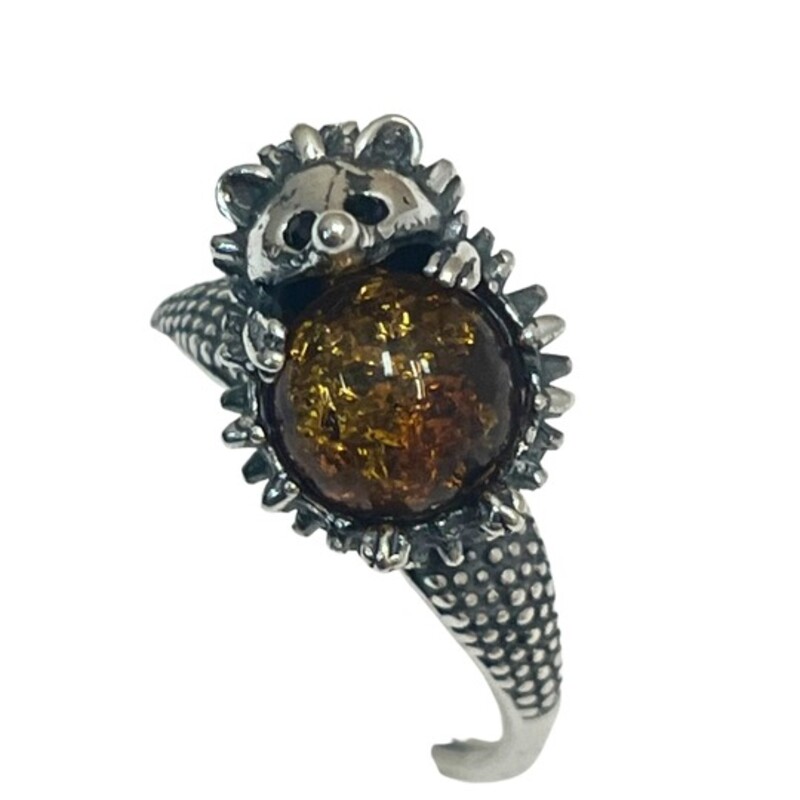 NEW .925 Hedgehog Ring
Baltic Amber
Size: 8