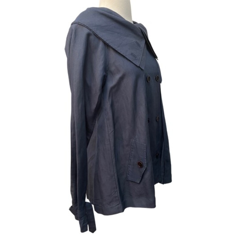 New Nicholas K Jacket<br />
Double-breasted Jacket With Shawl Collar<br />
Silk & Linen Blend<br />
Navy<br />
Size: Medium<br />
Original Price Tag:  $498