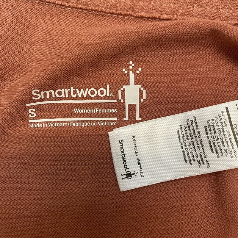 SmartWool Short Sleeve Blouse<br />
Tulip Back Detail<br />
Color: Clay & Blush<br />
Size: Small