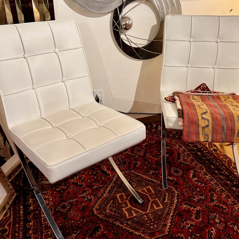 Chair Tufted Chrome Legs
Size: 20x23x35

Second one available item #8445