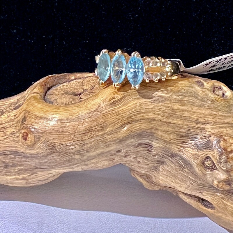 Triple blue glass ring