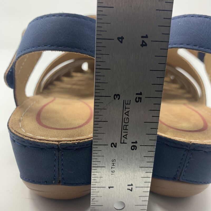 124-001, Blue, Size: 5.5 navy blue short heel sandals  leather/suede  good