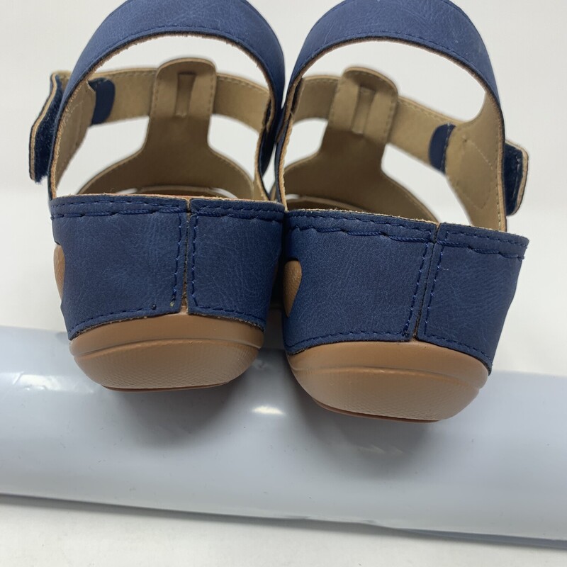 124-001, Blue, Size: 5.5 navy blue short heel sandals  leather/suede  good