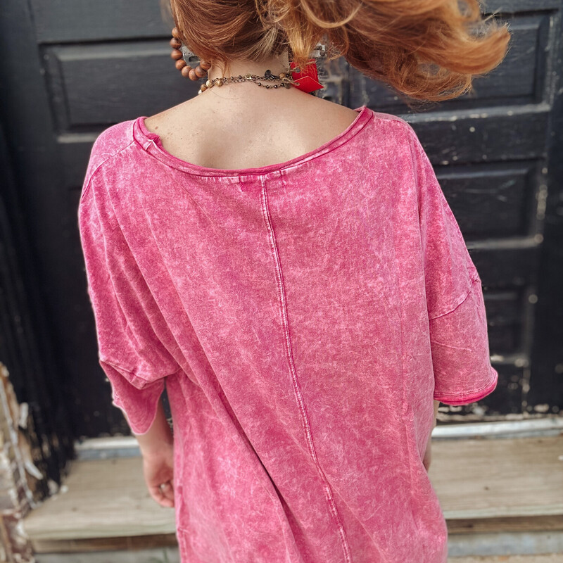 These mineral wash tops are perfect for layering in the winter or sporting on its own in the summer with shorts!<br />
<br />
Available in sizes 1x,2x,3x. Colors: Pink, Red, Sky Blue, and Mocha.<br />
<br />
Madison is wearing a size 2x.