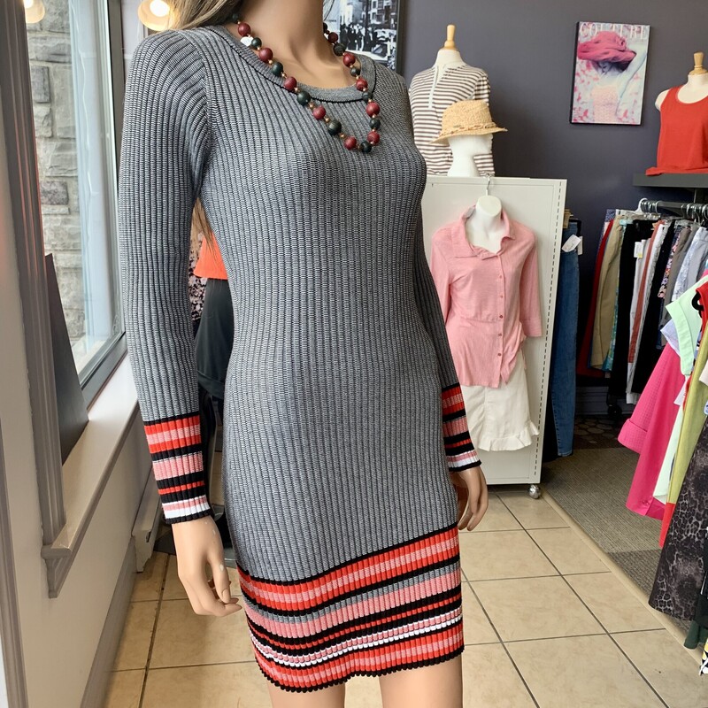 LU NYC Sweater Dress,
Colour: Grey Red Black,
Size: Medium / Large form fitting