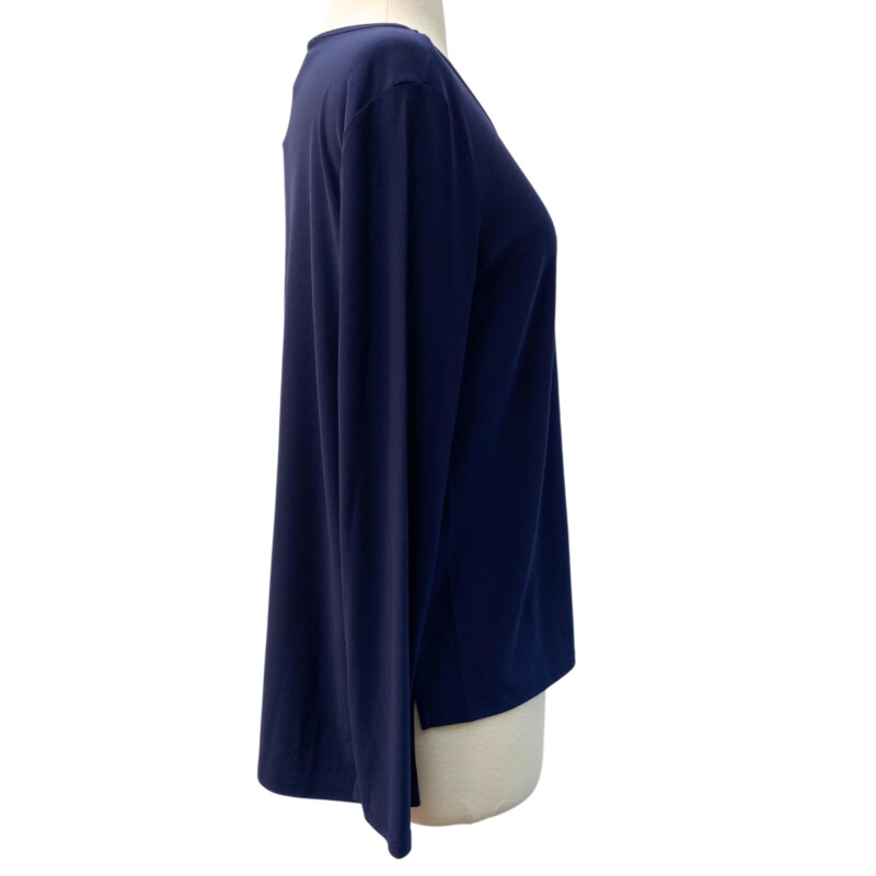NEW By JJ Focus Pocket Tunic
Color: Navy Black
Size: Small