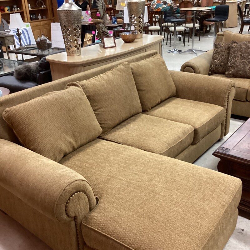 2 P Sofa Chaise Chic & Cozy Consignment Furniture