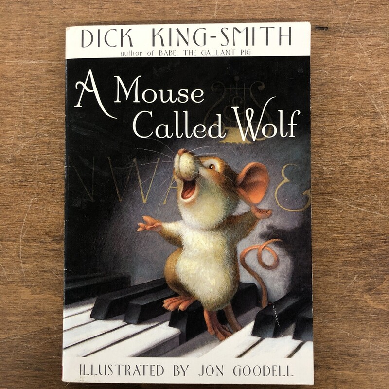 A Mouse Called Wolf, Size: Chapter, Item: Paperbac