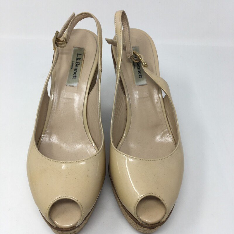 110-174 L.k.bennett, Tan, Size: X<br />
tan high wedges with cork material n/a  good condition