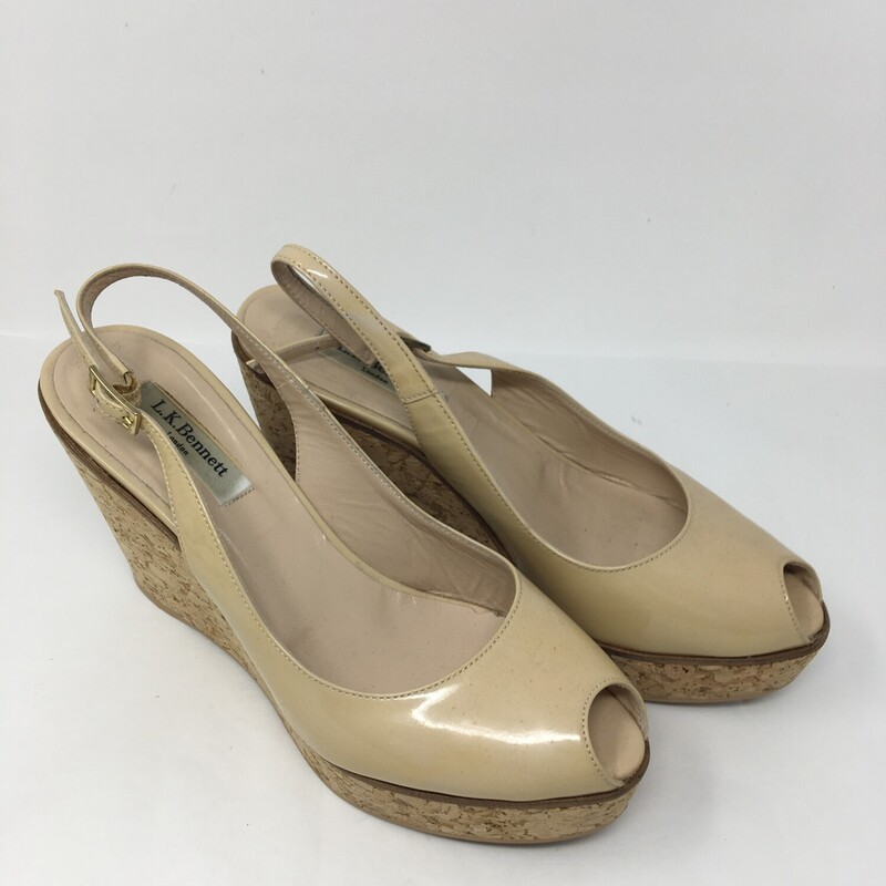 110-174 L.k.bennett, Tan, Size: X<br />
tan high wedges with cork material n/a  good condition