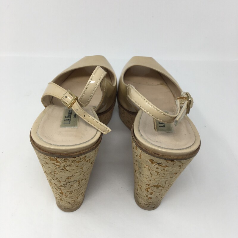 110-174 L.k.bennett, Tan, Size: X<br />
tan high wedges with cork material n/a  good condition