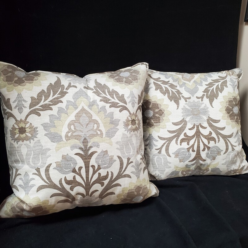 Pair Floral Pillows