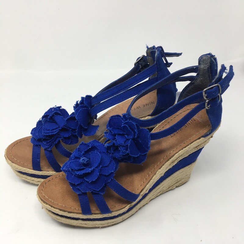 120-061 Nine West, Blue, Size: 7<br />
wedge heels w/ blue flowers x