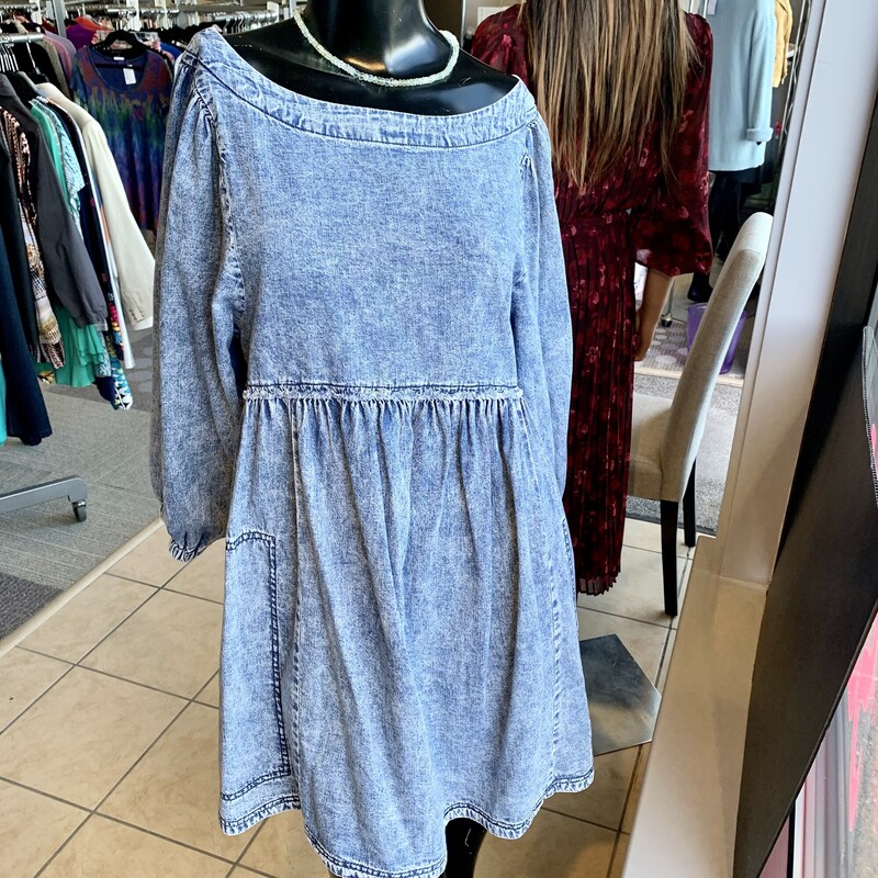 Free People Dress Get Obsessed,<br />
Colour: Denim,<br />
Size: XSmall,<br />
Material: 100% cotton