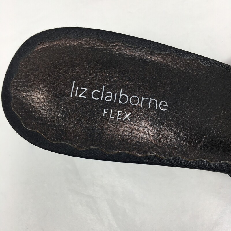 100-226 Liz Claiborne Fle, Black, Size: 9.5 short heels with patterned with a bow