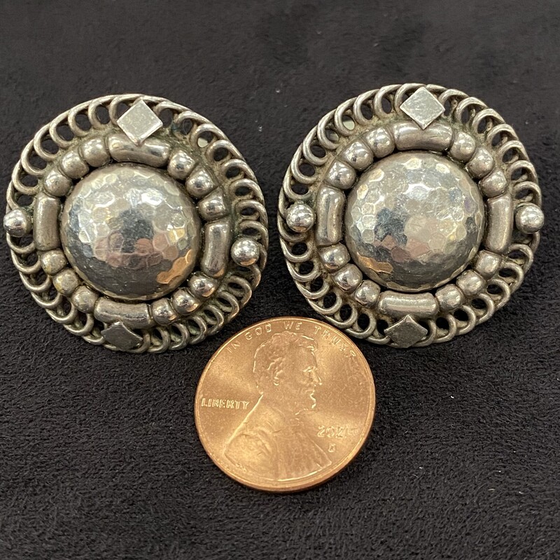 Georg Jensen Earrings- Vintage<br />
#85 Sterling Silver Denmark Jewelry<br />
Silver .925<br />
Clip-On