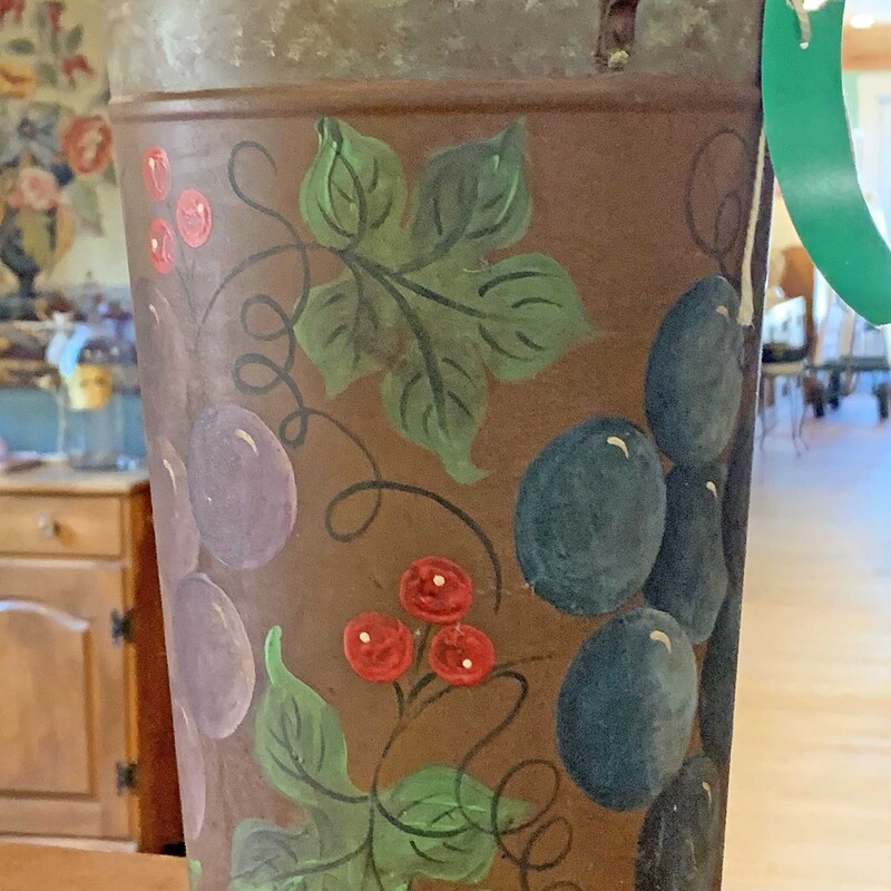 HP Grapes Bucket 13 In