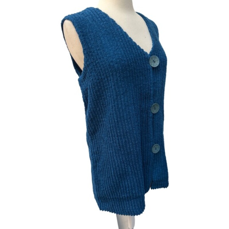 NEW Focus Casual Life Chenille Vest
Preshrunk 100% Cotton
Pockets!
Cute Buttons
Dark Teal
Size: Small

In store we have sizes:  Medium, Large, and XLarge