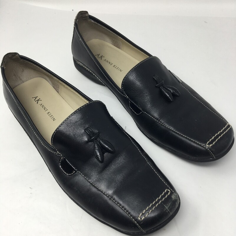 100-926 Anne Klein, Black, Size: 8 black flats with detail on front n/a  good