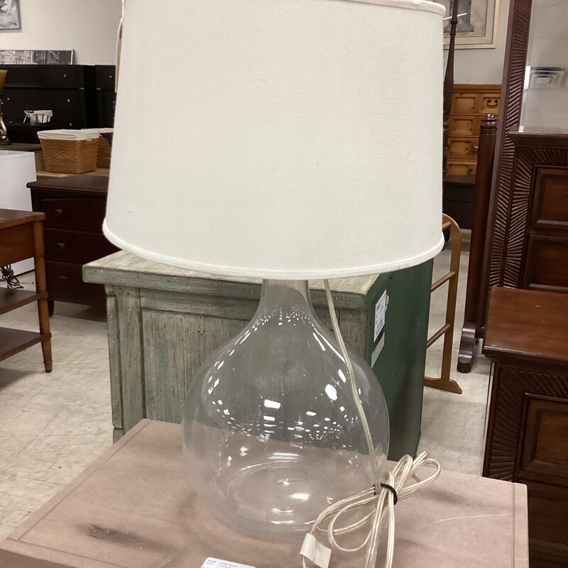 PB Table Lamp, Clear Gl, Round Bott
23 in t