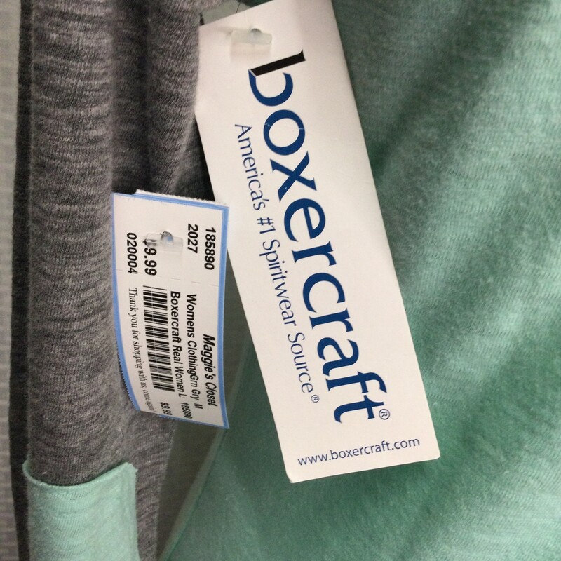 Boxercraft Real Women Ls, Grn Gry, Size: M<br />
Available in store or online. Pick Up at Store or  Have Shipped<br />
All Sales Are Final > No Returns