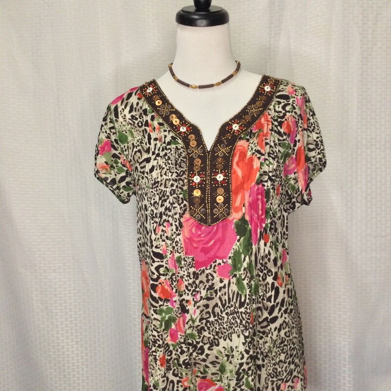 NWT Dressbarn Top, Browns, Size: S
Available in store or online. Pick Up at Store or  Have Shipped
All Sales Are Final > No Returns